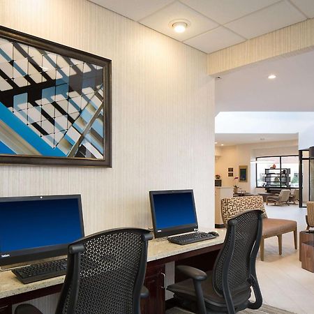 Embassy Suites By Hilton Dallas-Love Field Exterior photo