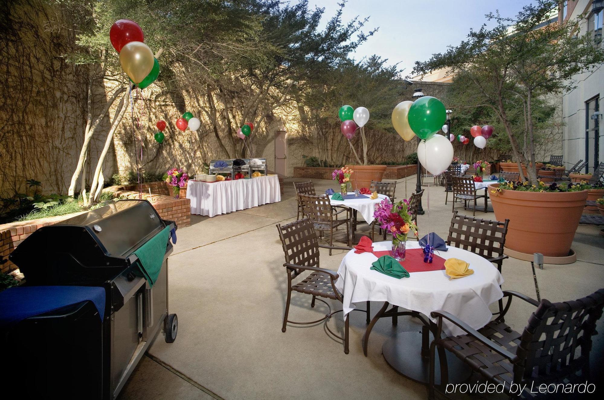 Embassy Suites By Hilton Dallas-Love Field Restaurant photo